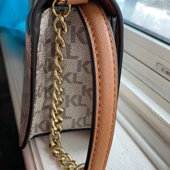 Karl Lagerfeld Amelie leather crossbody - Picture 5 of 5